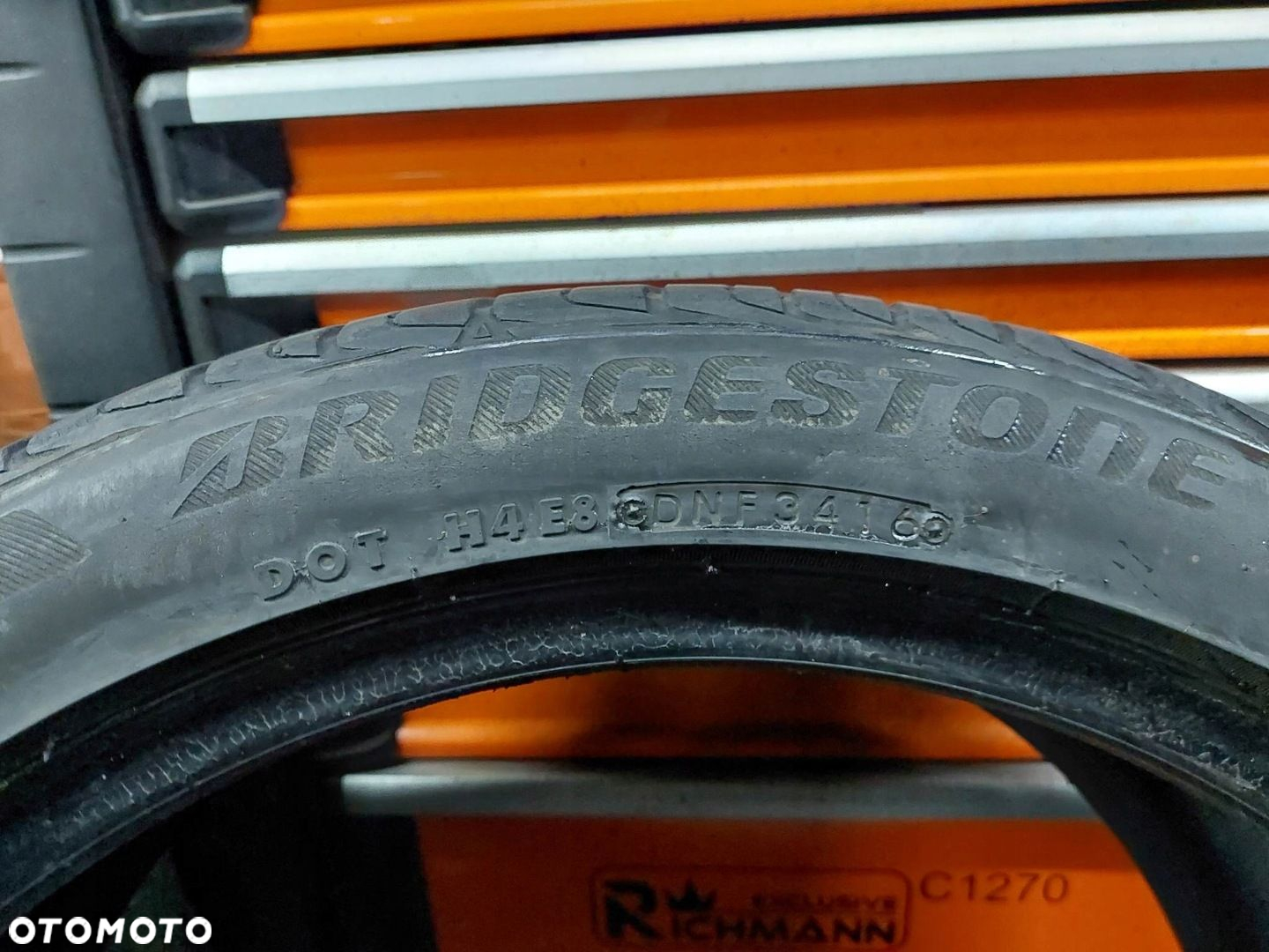 225/45R19 92W Bridgestone Turanza T001 - 4