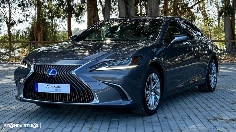 Lexus ES 300h - 1