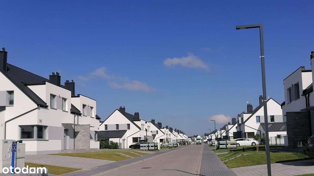 Dom z ogrodem na zamkniętym osiedlu - Bojano - Pełny obrazek: 4/18