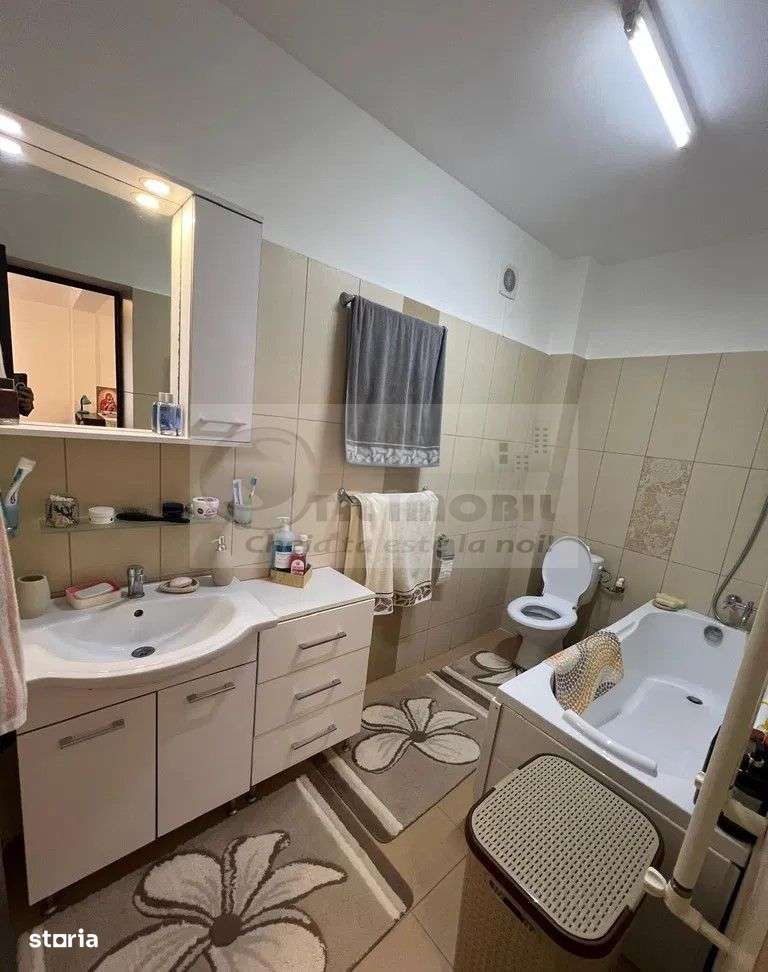 Apartament 3 camere, 76 mp + balcon, loc parcare, Păcurari – 140.500 € - Imagine principală: 4/6