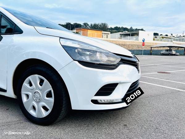 Renault CLIO 1.5DCI AC ZEN  - IVA DEDUTÍVEL!! - 12