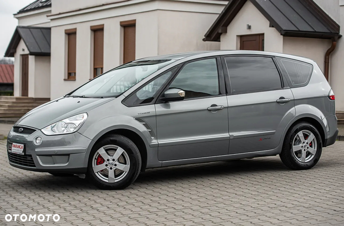 Ford S-Max - 14