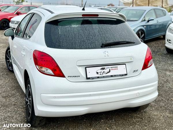 Peugeot 207 1.4 E Premium - 13