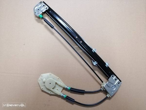 elevador tras BMW E39 525TDS 530D (NOVO) - 1