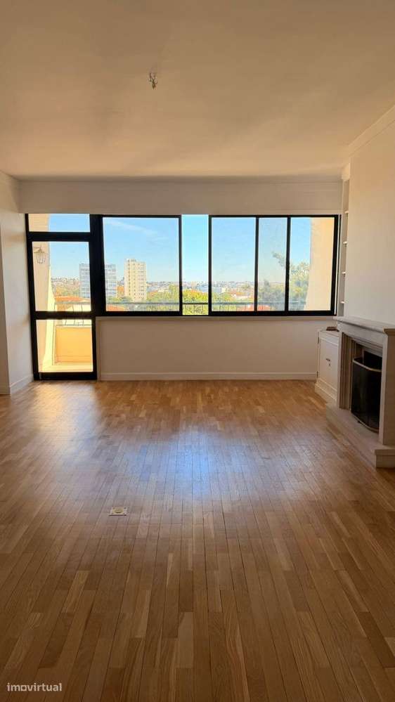 Apartamento T2 com estacionamento, Bairro do Rosário, Cascais - Grande imagem: 4/11