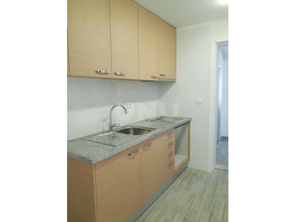 Conjunto de 3 Moradias Térreas - Investimento com Rendimento Imediato-14