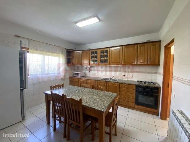 MORADIA T3+1 COM TERRENO E GARAGEM, EM TENTUGAL-4