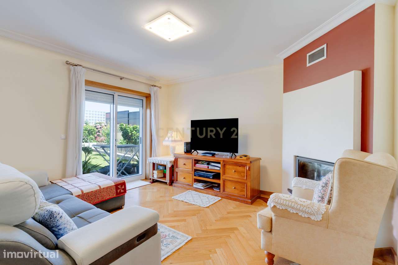 Moradia T3, Águas-furtadas + Cave com possibilidade +T1-17