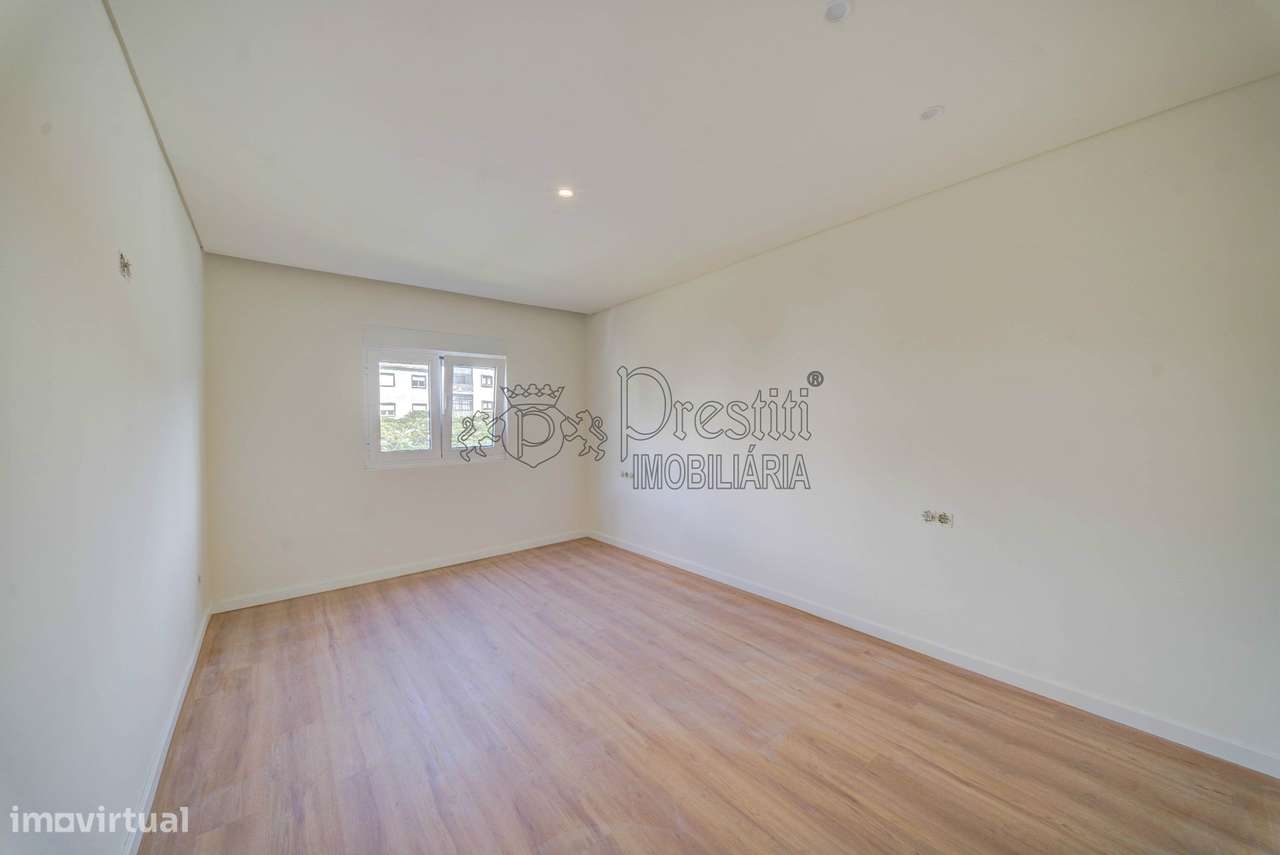 Apartamento T3 Remodelado na Cidade-9