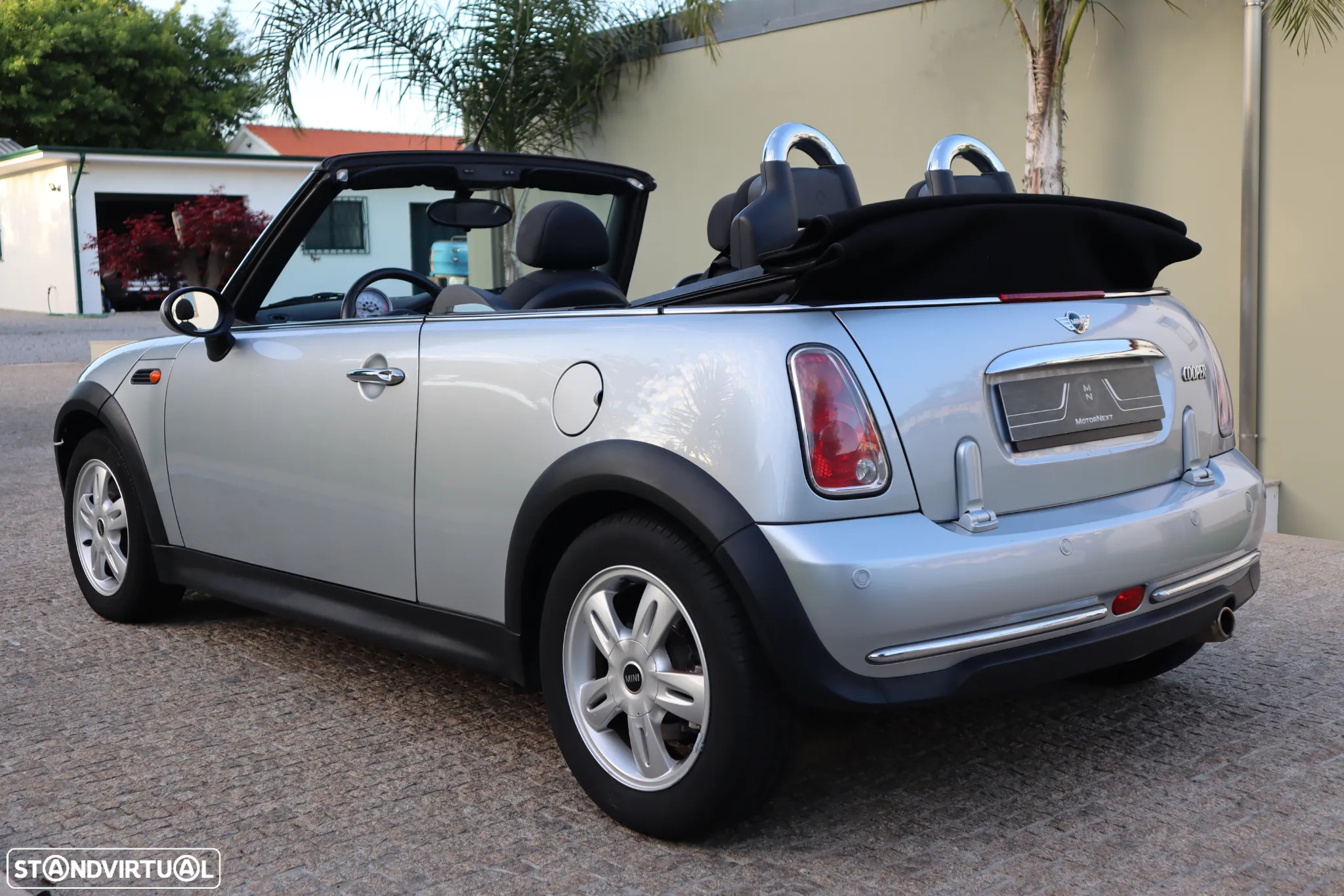 MINI Cabrio Cooper - 36