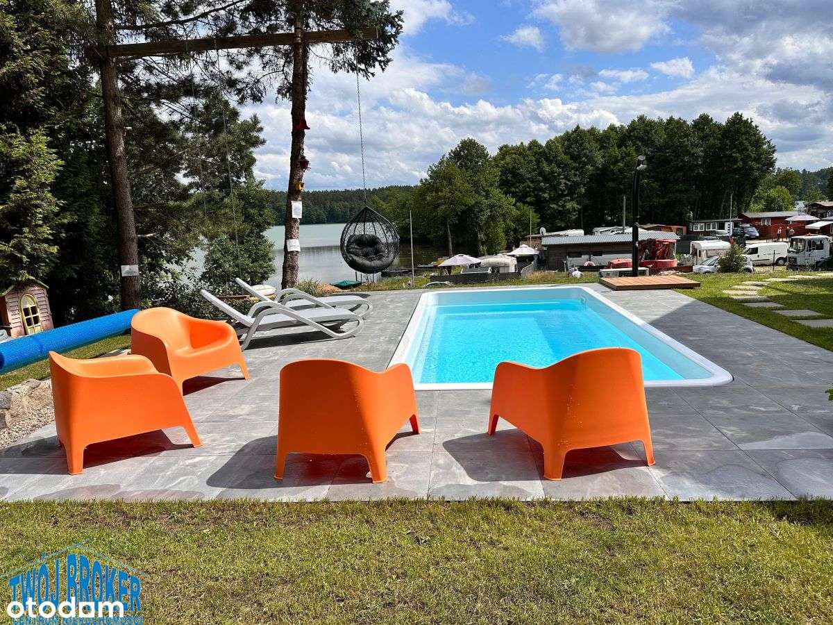 dom z pięknym widokiem na jezioro-0