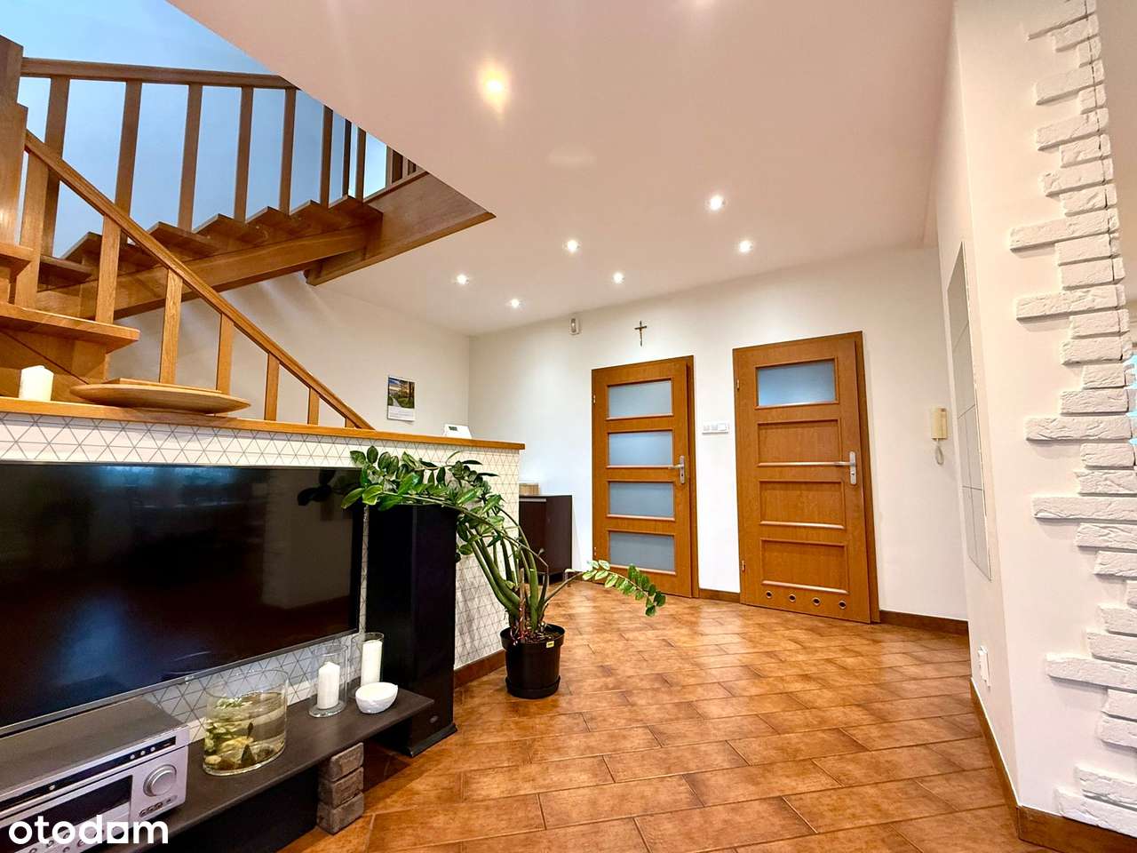 Konin ul. Bursztynowa/Przydziałki  -zadbany dom na sprzedaż-8