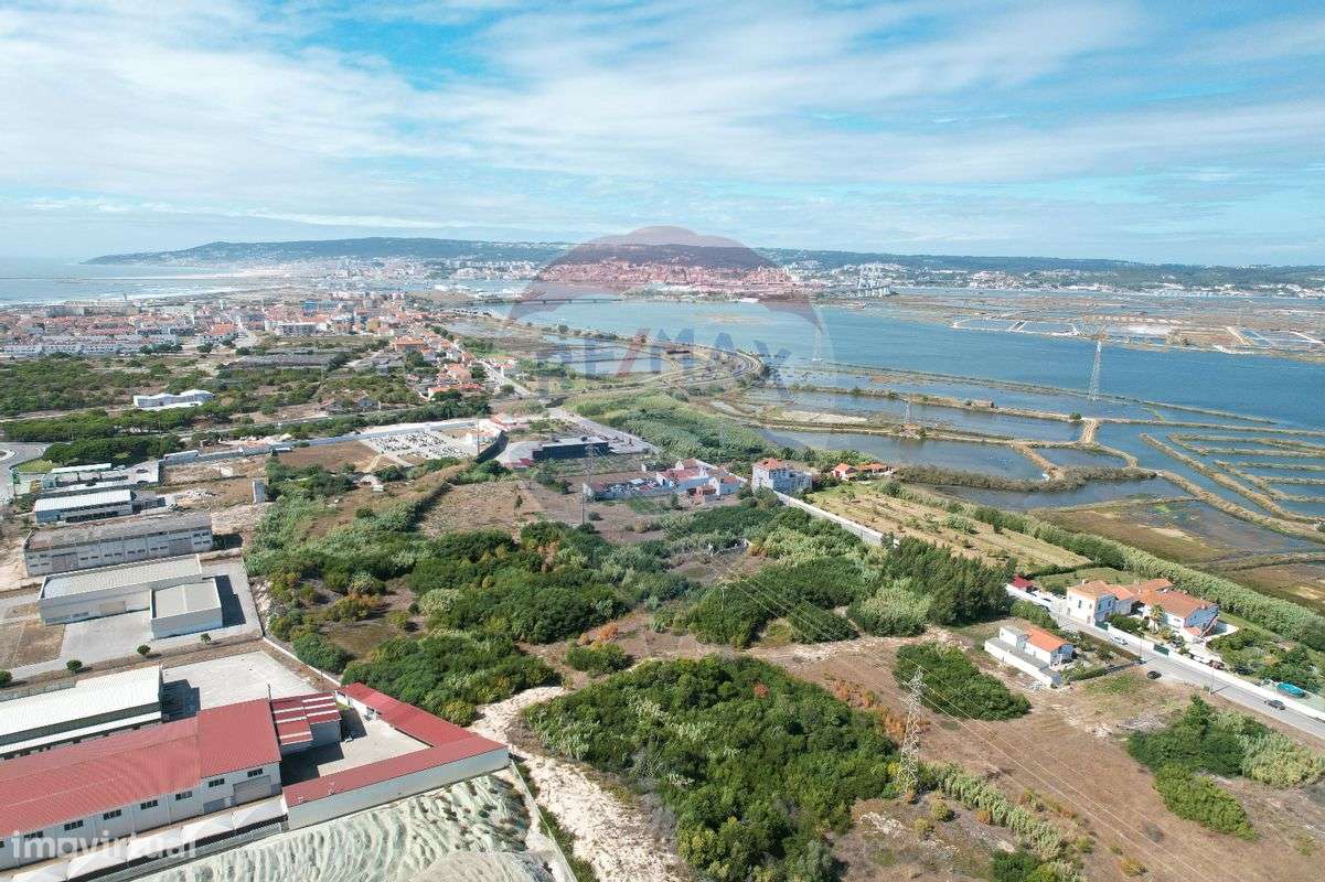 Moradia T4 para venda - Grande imagem: 4/9