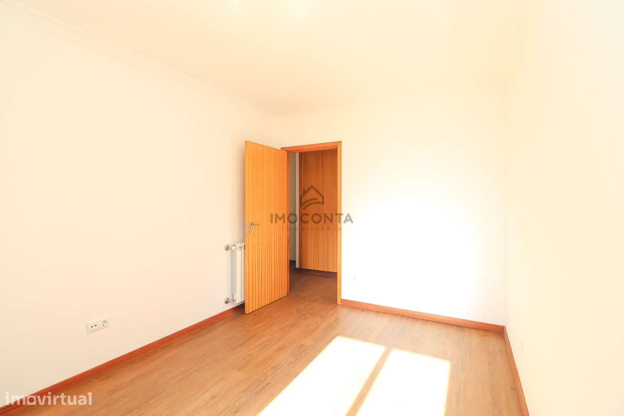 T2+1 Como Novo no Centro de Valongo-25