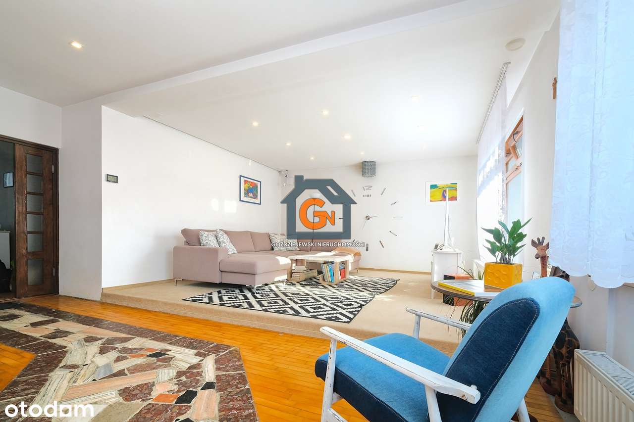 Sprzedam dom z budynkiem pod działalność usługową-9