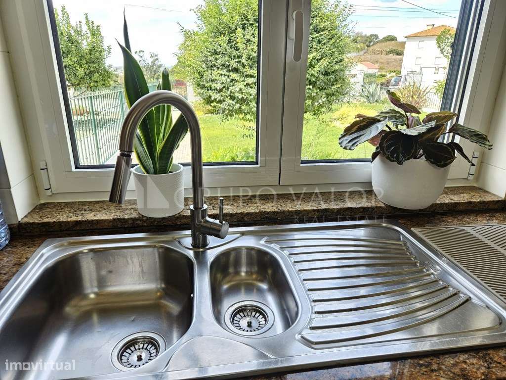 Moradia T4 Geminada com Piscina - Garagem para 3 Viaturas | Sabugo ...-13
