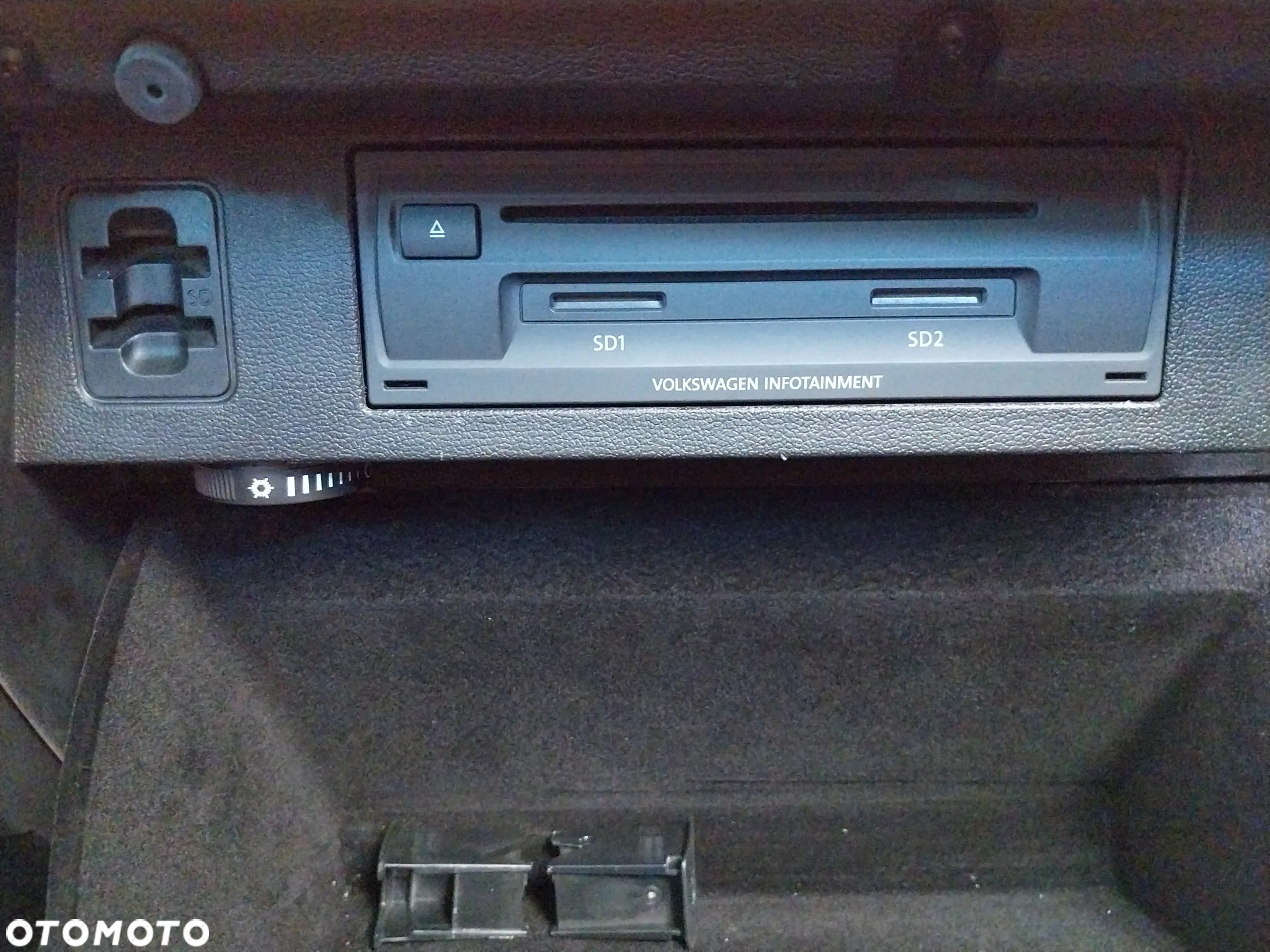Volkswagen Passat Variant 2.0 TDI DSG (BlueMotion Technology) Comfortline - 11