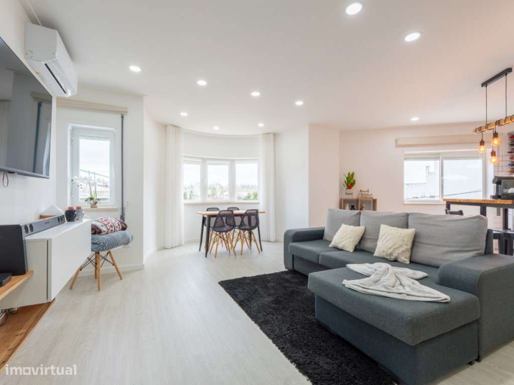 Apartamento T2 c/ Elevador, Estacionamento - Aljubarrota (Alcobaça) - Grande imagem: 4/24