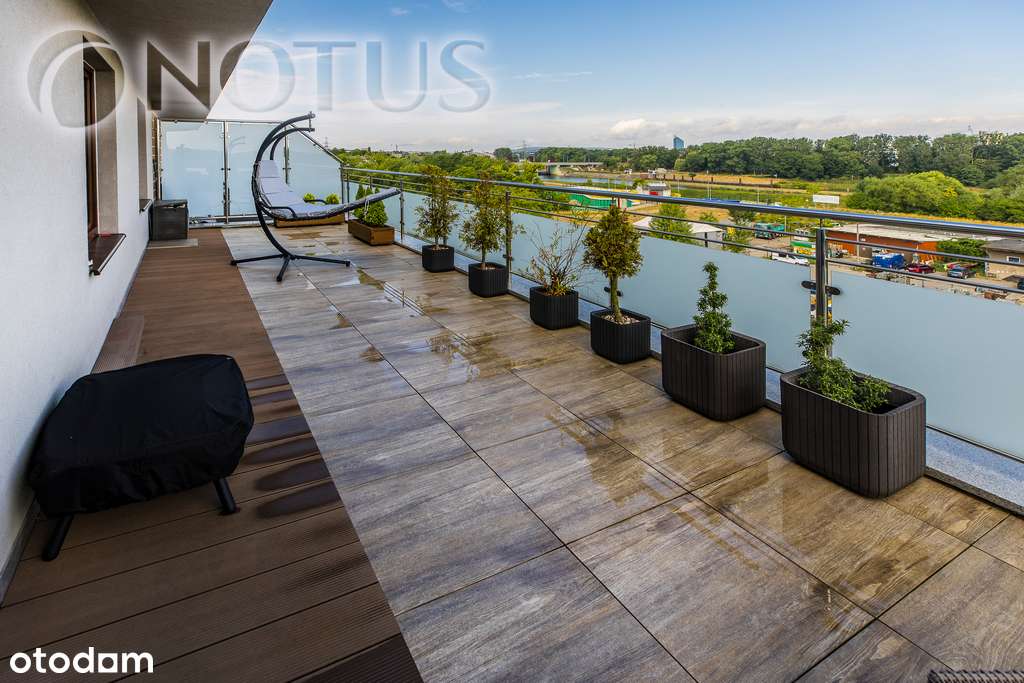 Widokowy TARAS 45 m2, widokowe i słoneczne!-0