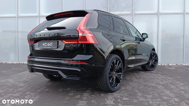 Volvo XC 60 B5 B AWD Plus Dark - 7