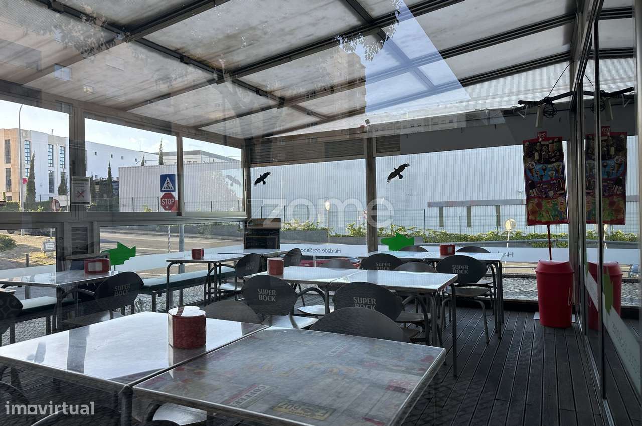 Trespasse de restaurante, em Carnaxide-30