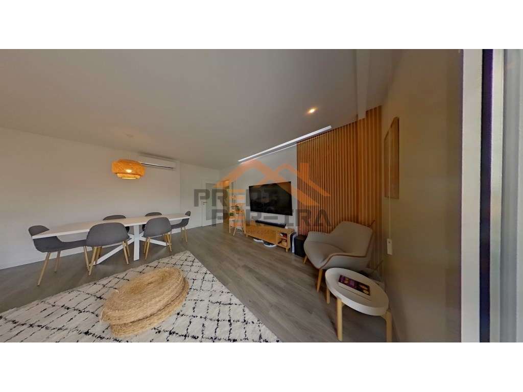 Predipereira apresenta um exclusivo T2, com box para uma viatura e ... - Grande imagem: 5/24