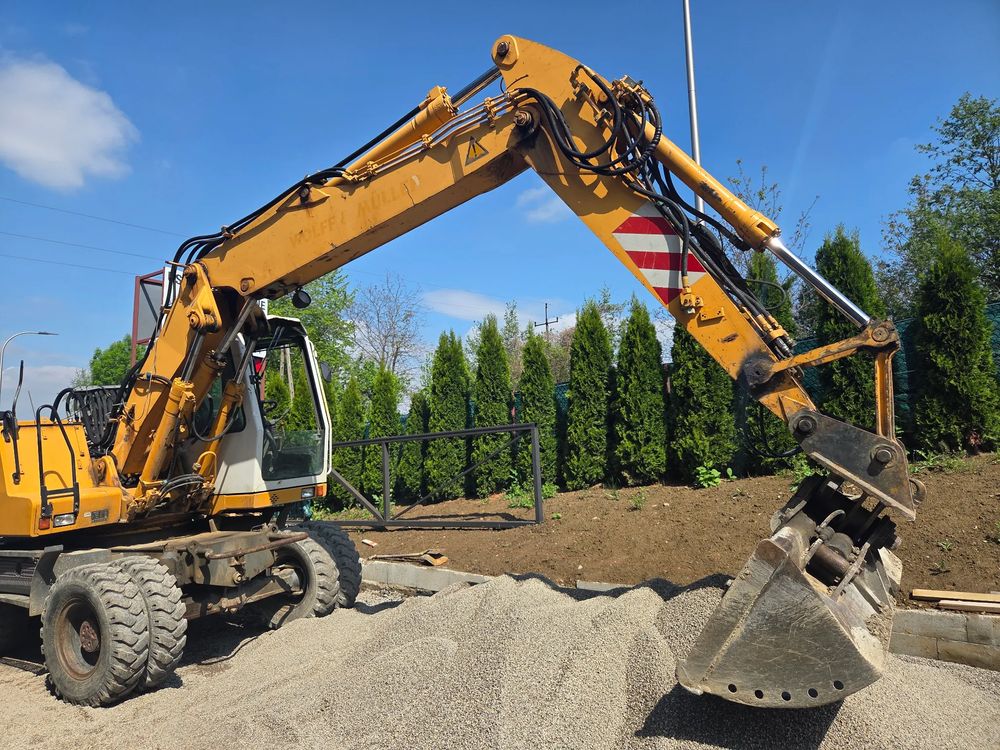 Liebherr A 316 2001