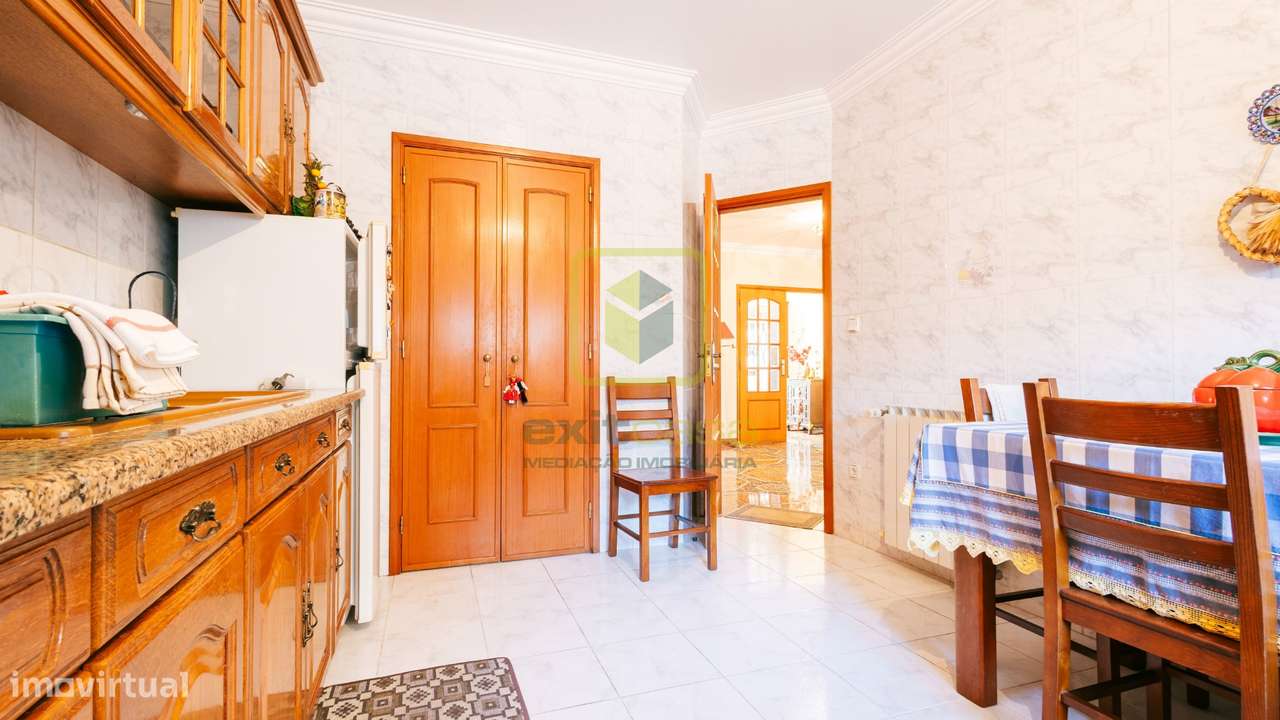 Moradia T3 Geminada-10