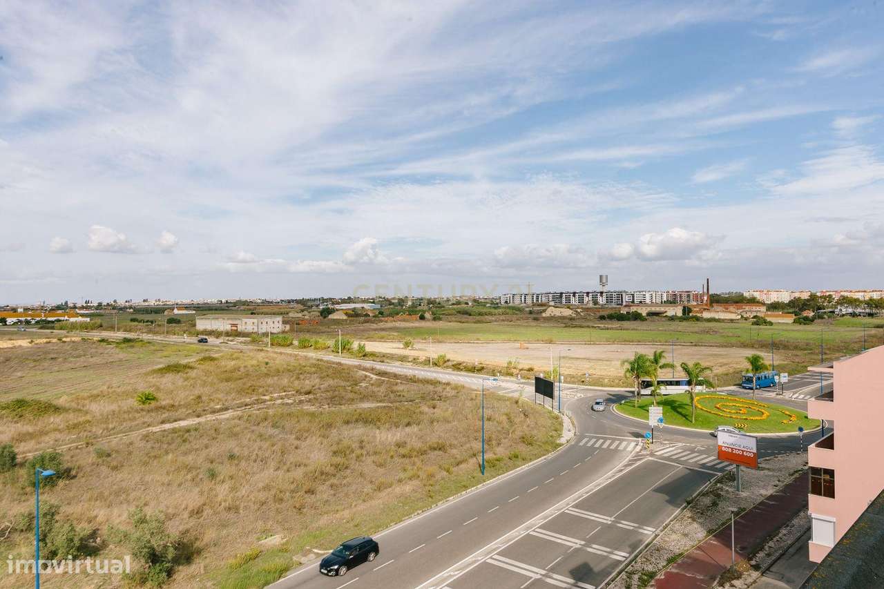 Apartamento T3 no Montijo-44