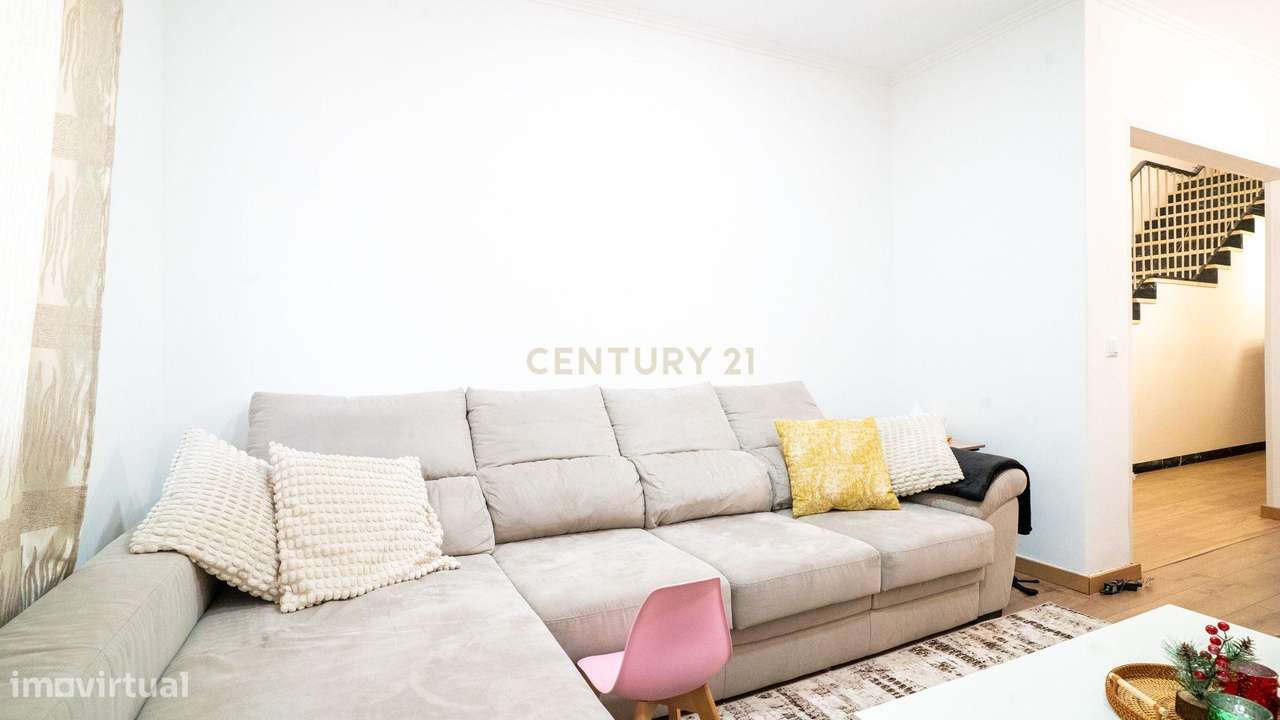 Moradia Renovada em Salvaterra de Magos, Santarém - Grande imagem: 4/50