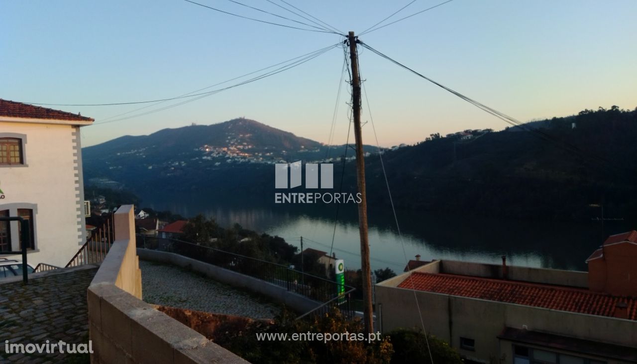 Venda Terreno c/ vistas sobre o Rio Douro, Rio Mau, Penafiel