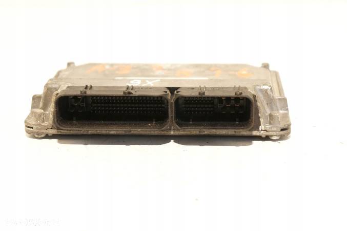 KOMPUTER STEROWNIK ECU AUDI A3 8P 1,6 MPI BENZYNA 06A906033EJ 5WP40436 - 2