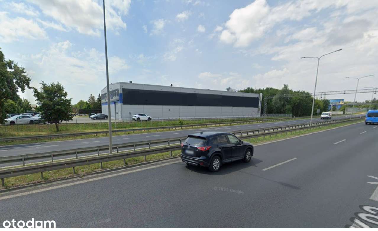 Przynosząca dochód nieruchomość inwestycyjna (hala, salon, działka) - Pełny obrazek: 2/6