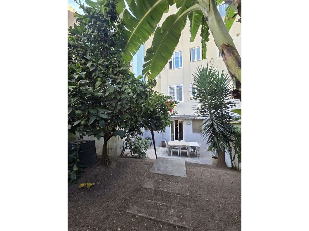 **Venda de Apartamento T2 com Jardim Privativo próximo da Avenida d...-7