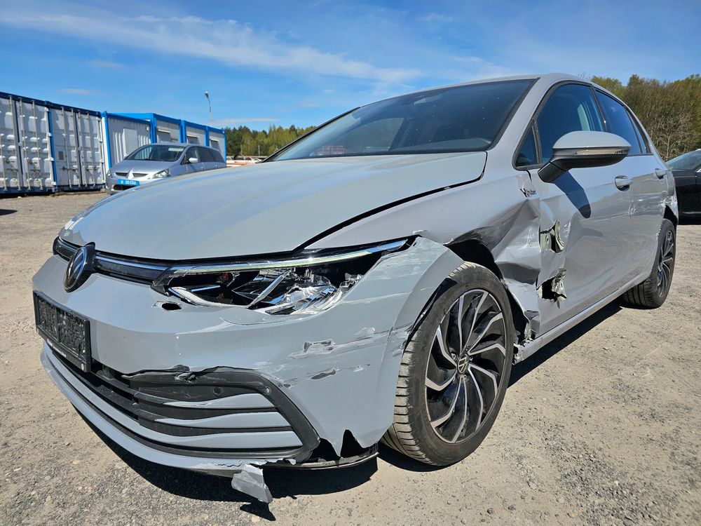 Volkswagen Golf VIII 2024