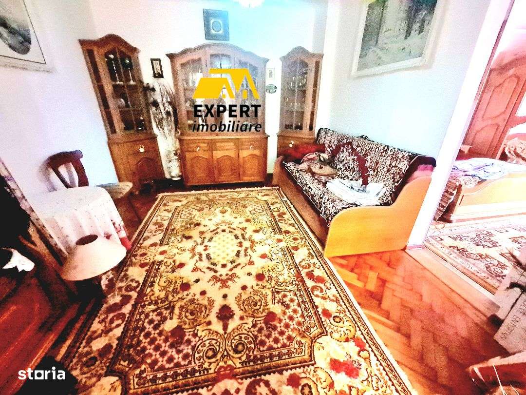 Casa Chercea , sup 600 mp, 5 camere caramida - Imagine principală: 4/12