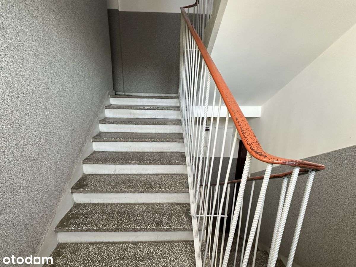 Mieszkanie w Rynku–3 pokoje do własnej aranżacji!-5