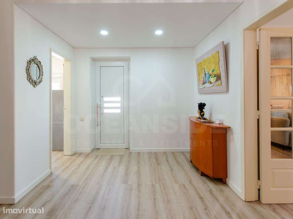 Moradia T6+1 renovada em Benavente-4