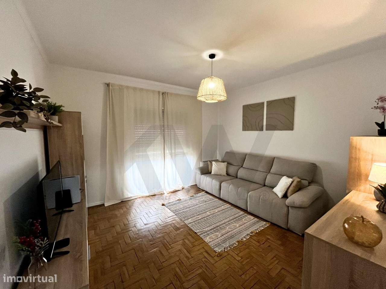 T3 Luminoso no Laranjeiro | Zona Nobre junto à Base Naval do Alfeite - Grande imagem: 2/24