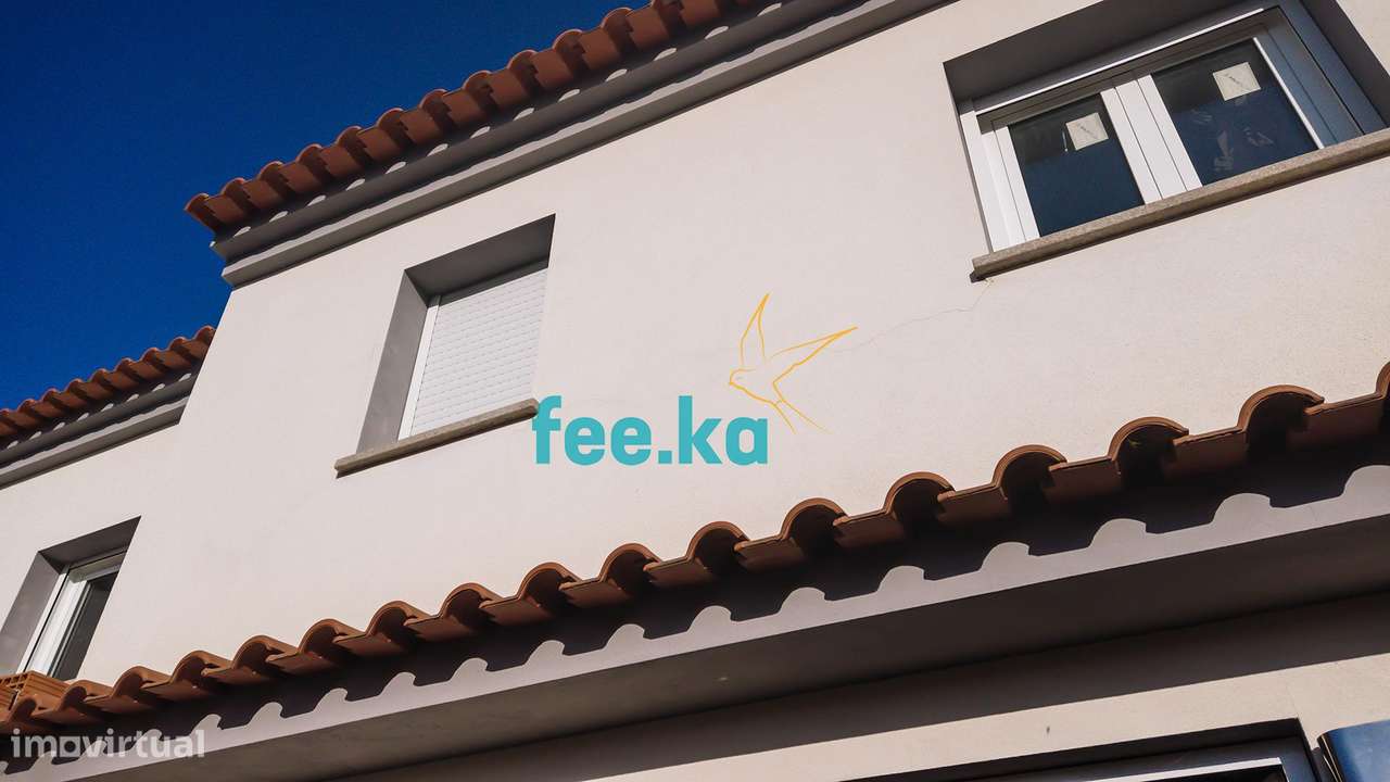 Moradia em Banda com Logradouro-24