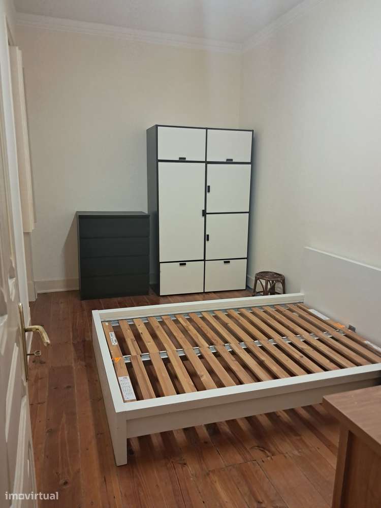 Oportunidade-  T5 remodelado á Alameda-12