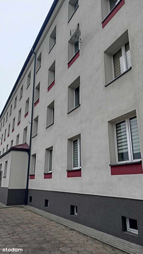 przestronna kawalerka w niskiej zabudowie-10