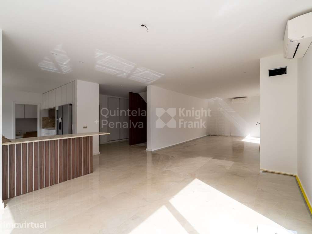 Moradia T4 para arrendamento com jardim e piscina em Cascais - Grande imagem: 4/27