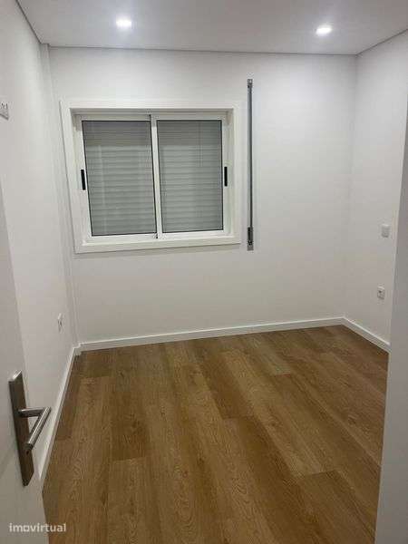 Apartamento T3 renovado - Grande imagem: 4/12