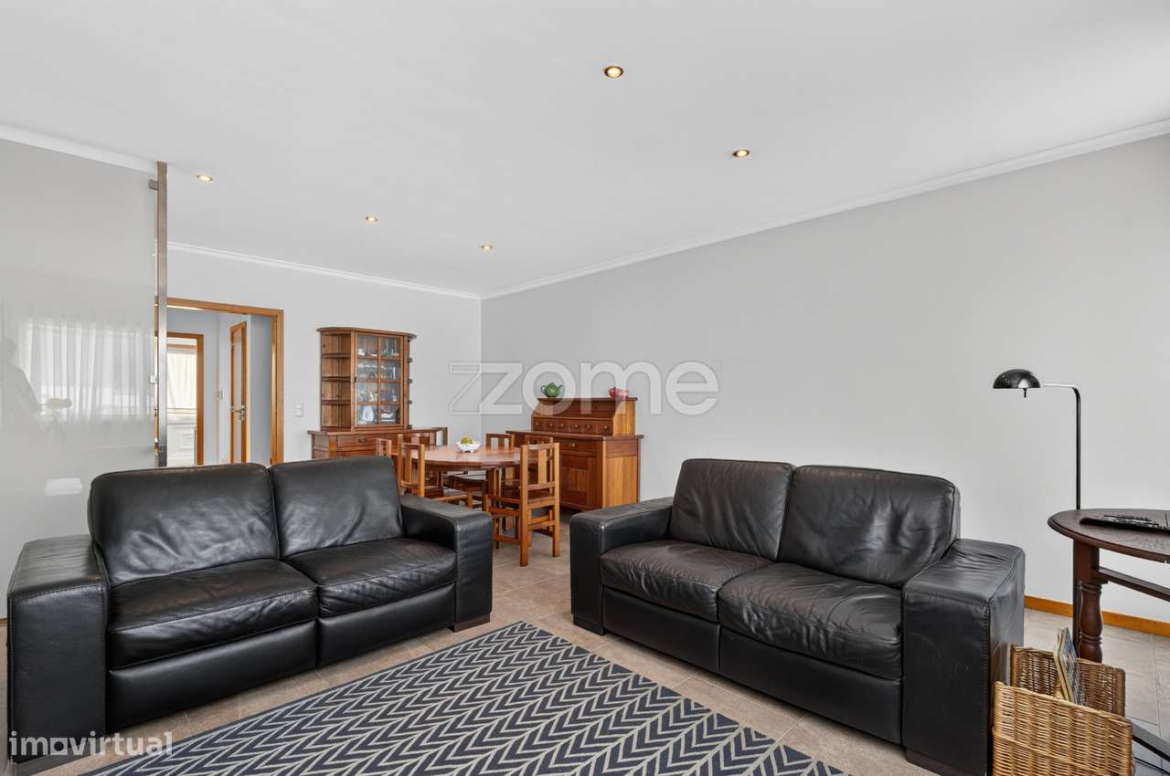 Moradia T3 com suite, garagem e terraço em Rio Tinto, Gondomar-12