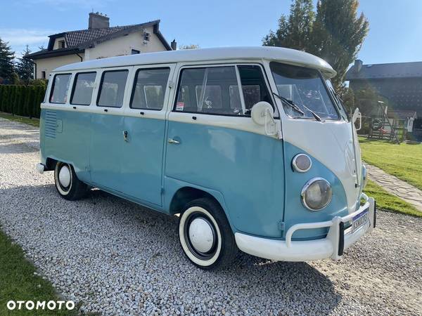 Volkswagen Transporter - 1