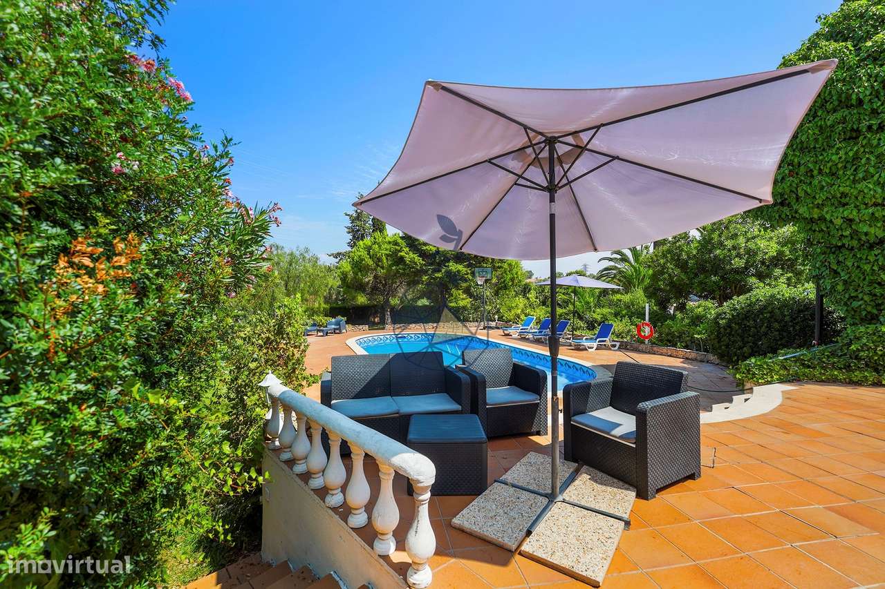 Moradia T3 com Piscina e Jardim + Anexo Urbanização Serra e Mar - Port-43