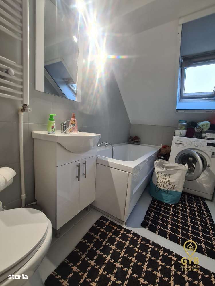 Casă cu 5 camere,  S+P+Mansarda-zona centrală Oradea(Strada Primariei)-11