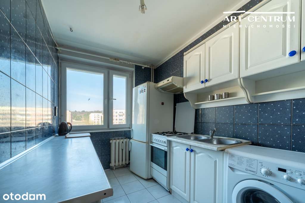 Trzy pokoje w bloku, trzecie piętro, duży parking - Pełny obrazek: 4/14