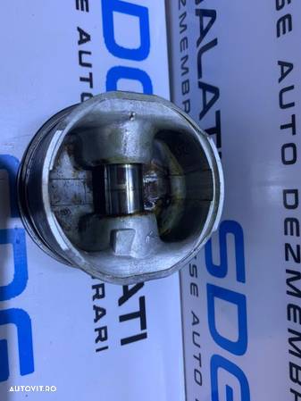 Piston / Pistoane cu Biela VW Golf 4 1.6 16V AUS AZD 1998 - 2005 Cod: 036107065AH - 2